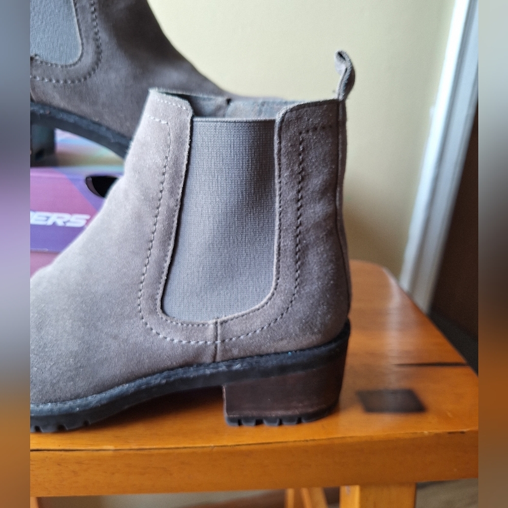 SKECHERS Lugnut boot. Size 7.5M - Picture 3 of 6